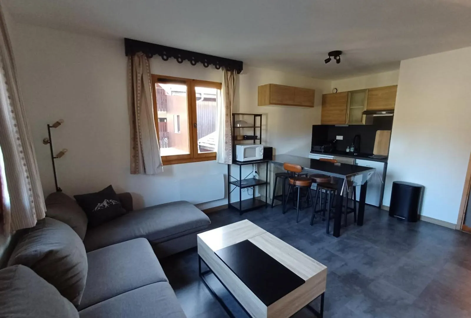 Appartement 4-6 Personnes - Piscines - Samoens - Haute Savoie 0*,